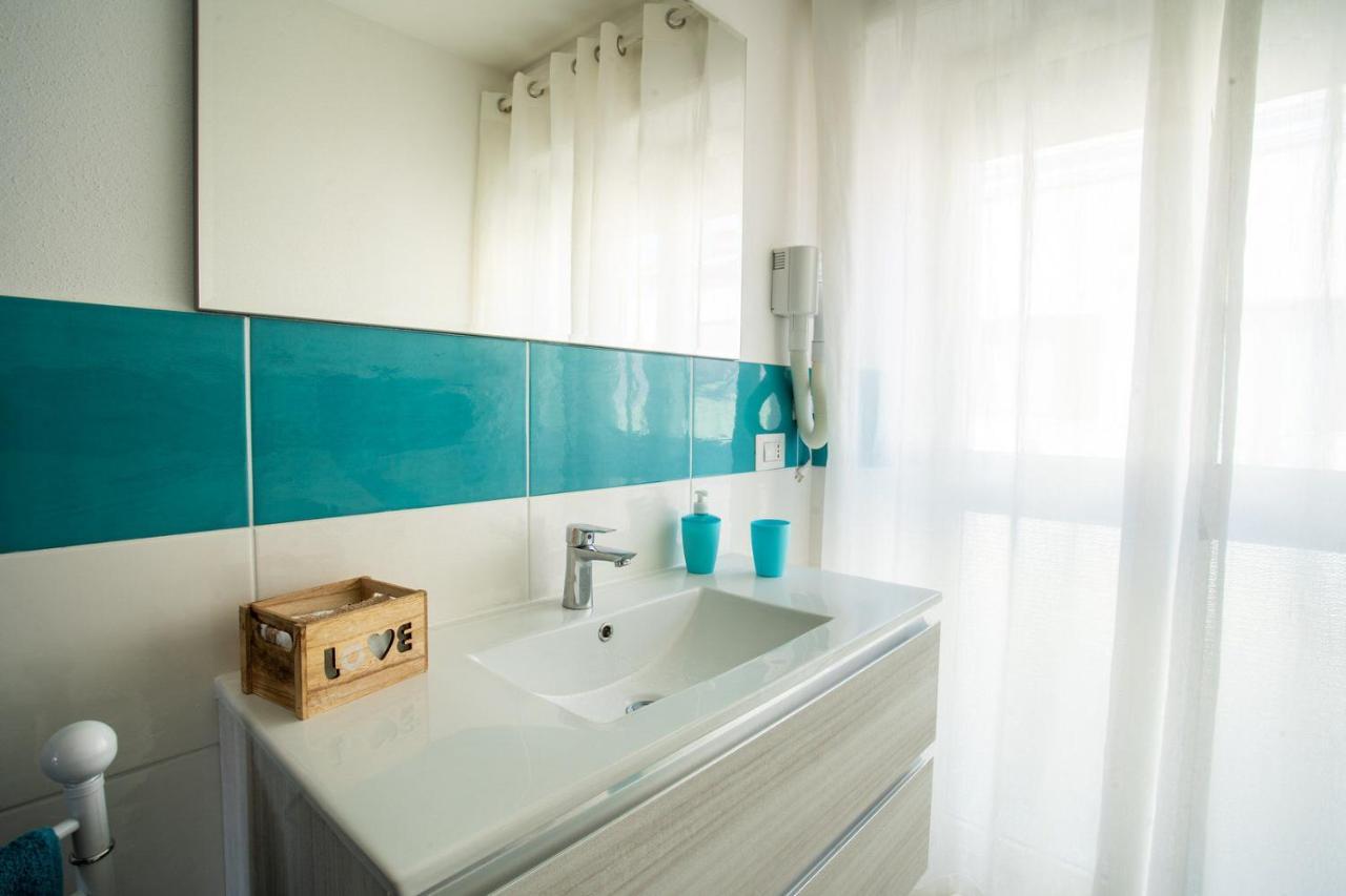 Holiday Home Alle Pavoncelle, Indipendente Con Terrazzo Di 60 Mq Portoscuso Kültér fotó